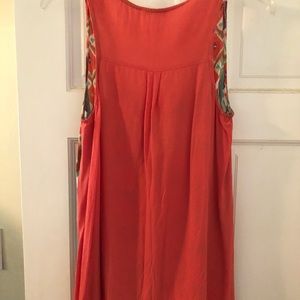 Hi-low button front tank